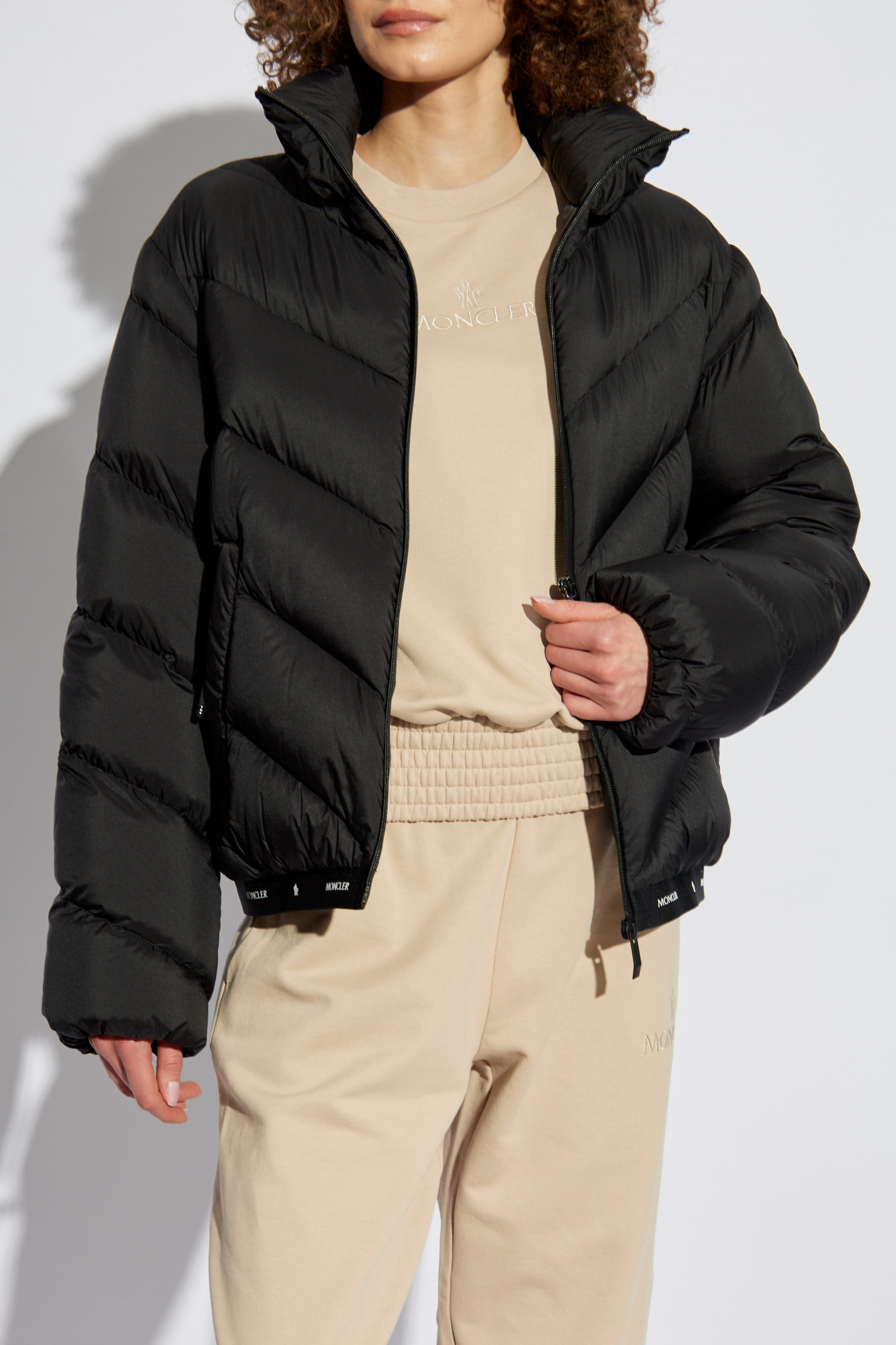 Black Down jacket Grignan Moncler - Vitkac Italy